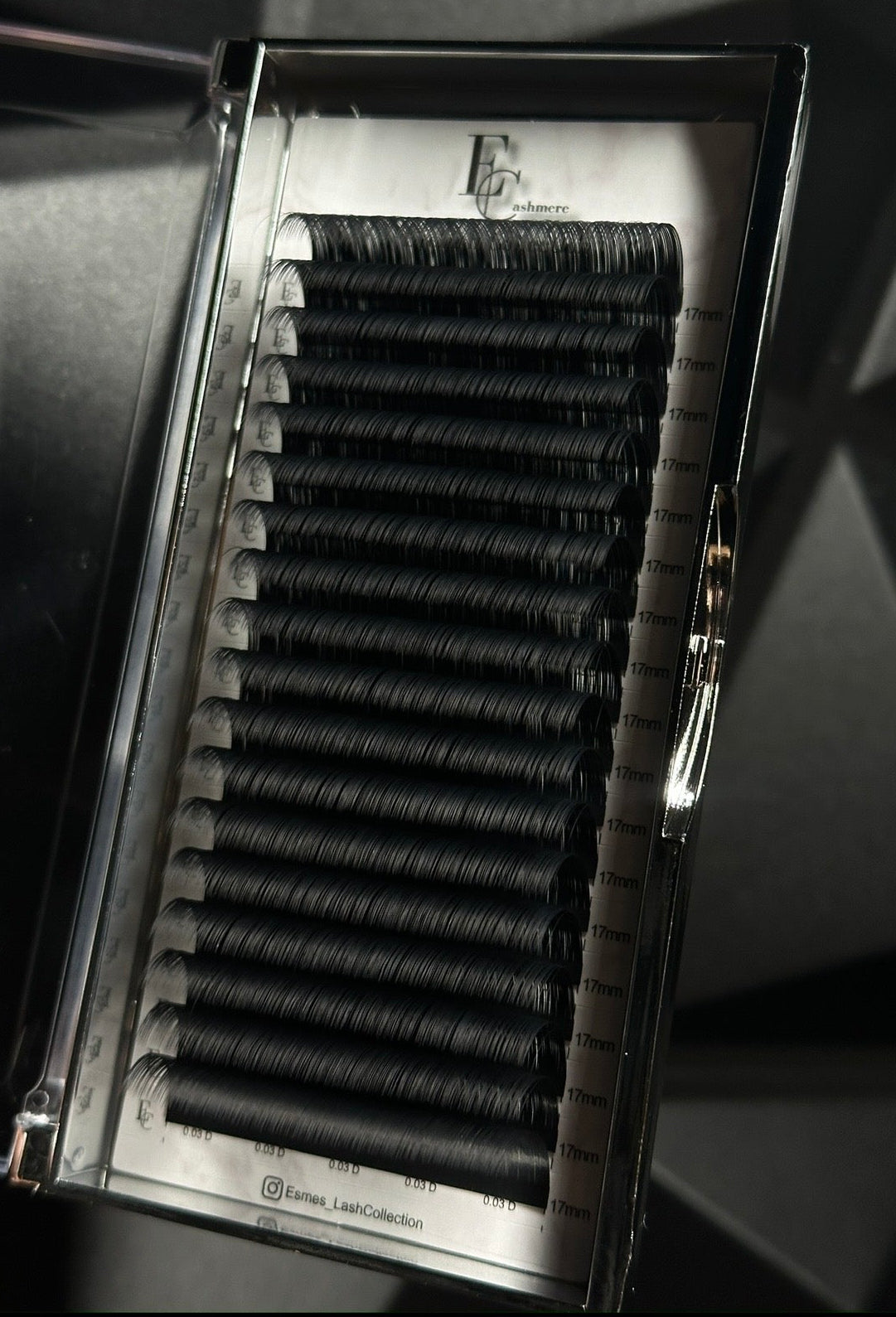 ✨Cashmere Lash Trays✨