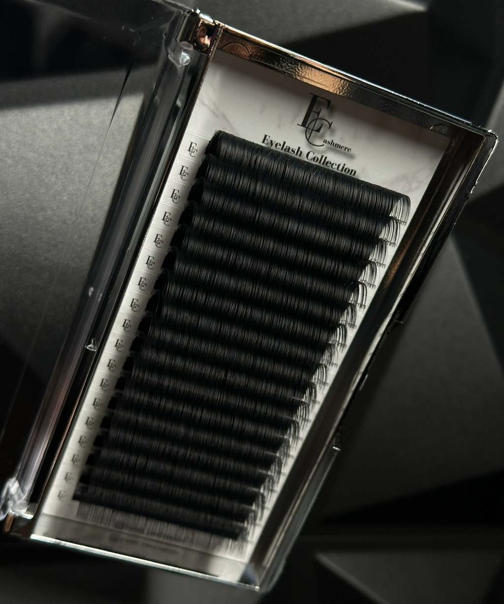 ✨Cashmere Lash Trays✨