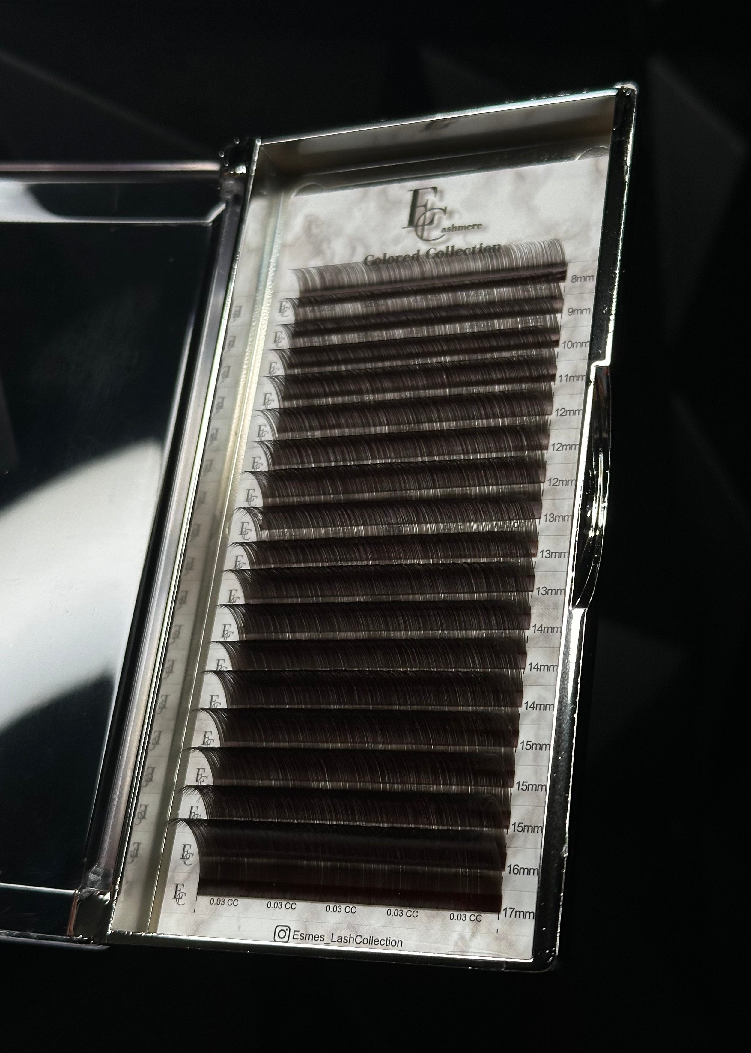 0.3 Cashmere Brown Lash Tray (Mixed Lengths)